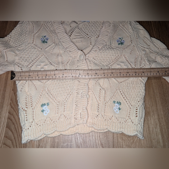 Embroidered Butter Yellow Embroidered Floral Cardigan Sweater - Picture 9 of 11